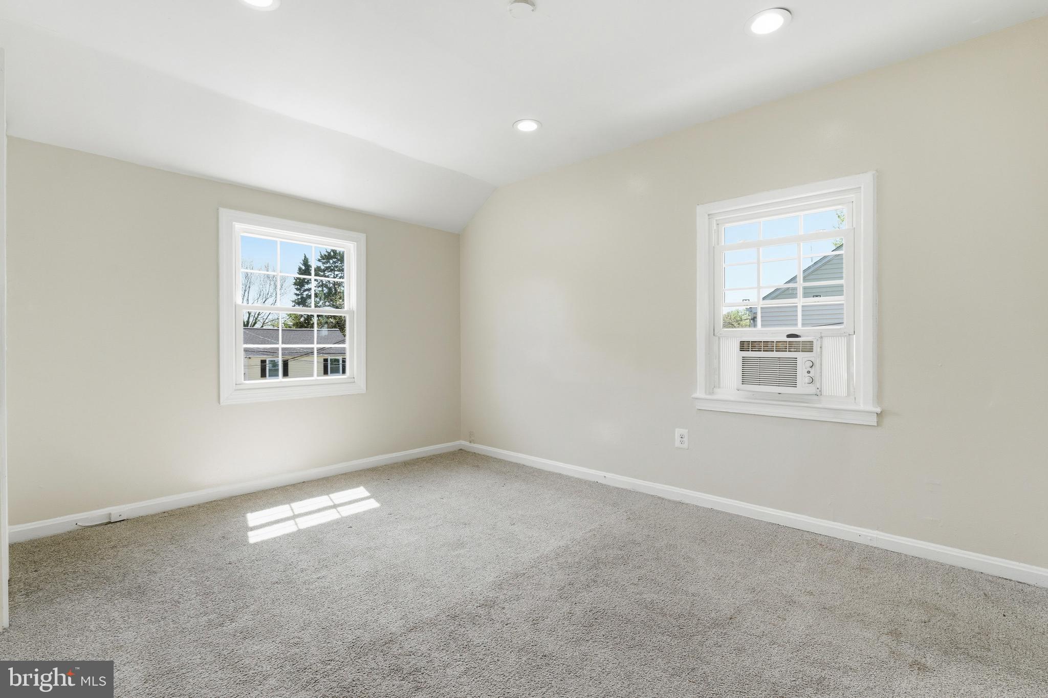 7204 East Inwood Street Landover, MD 20785 - Photo 21 of 29 Master Bedeoom