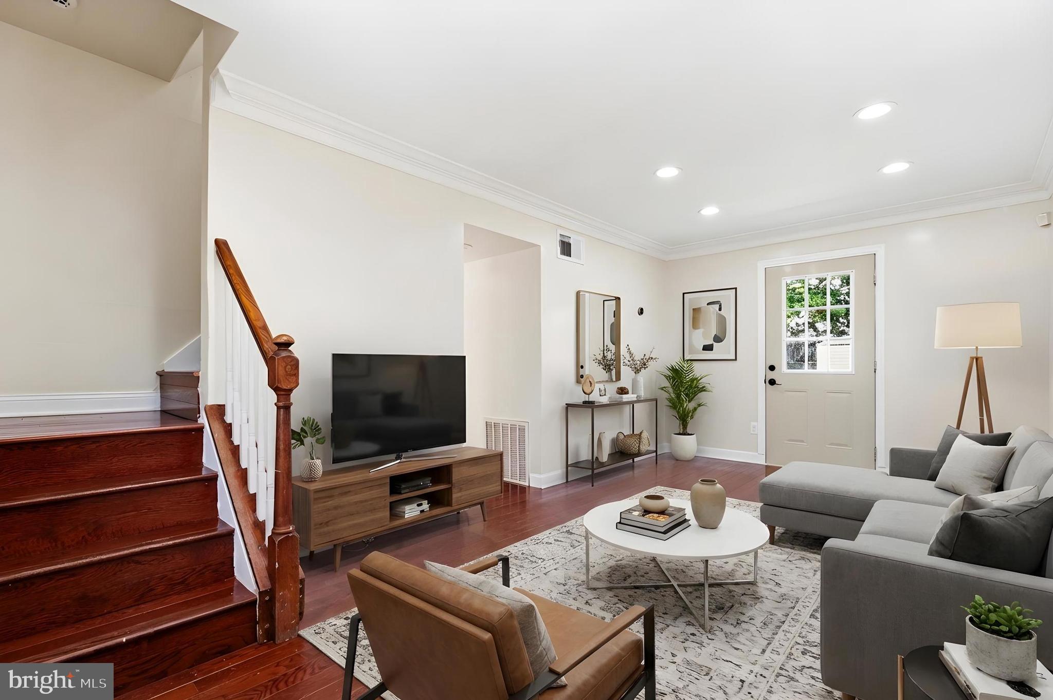 7204 East Inwood Street Landover, MD 20785 - Photo 5 of 29 Virtual Stage LR