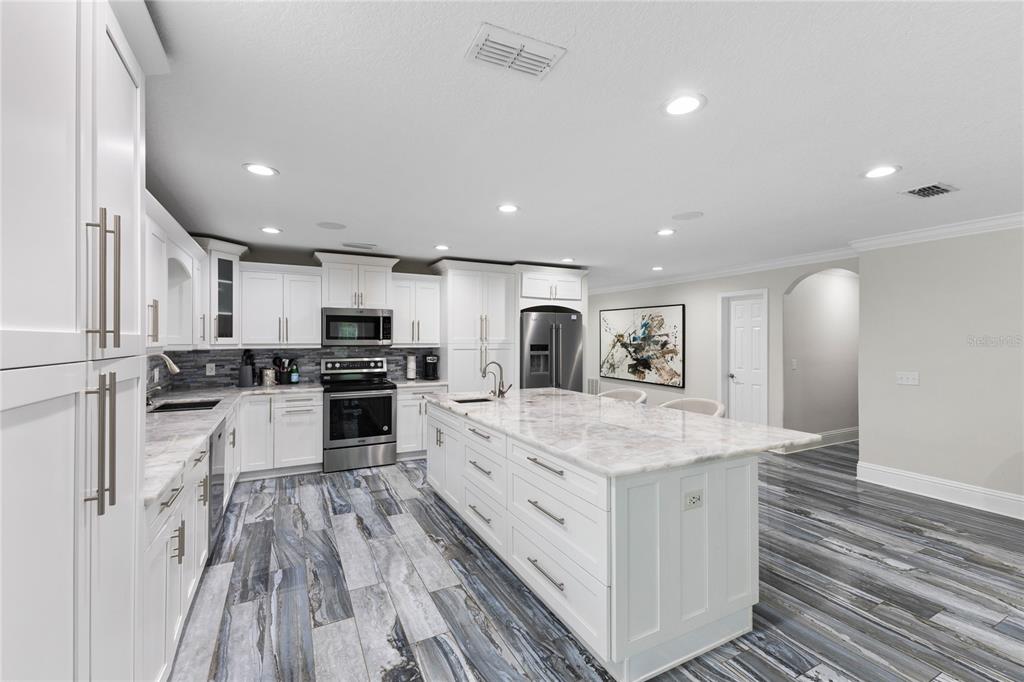 3663 Berger Road Lutz, FL 33548 - Photo 18 of 65