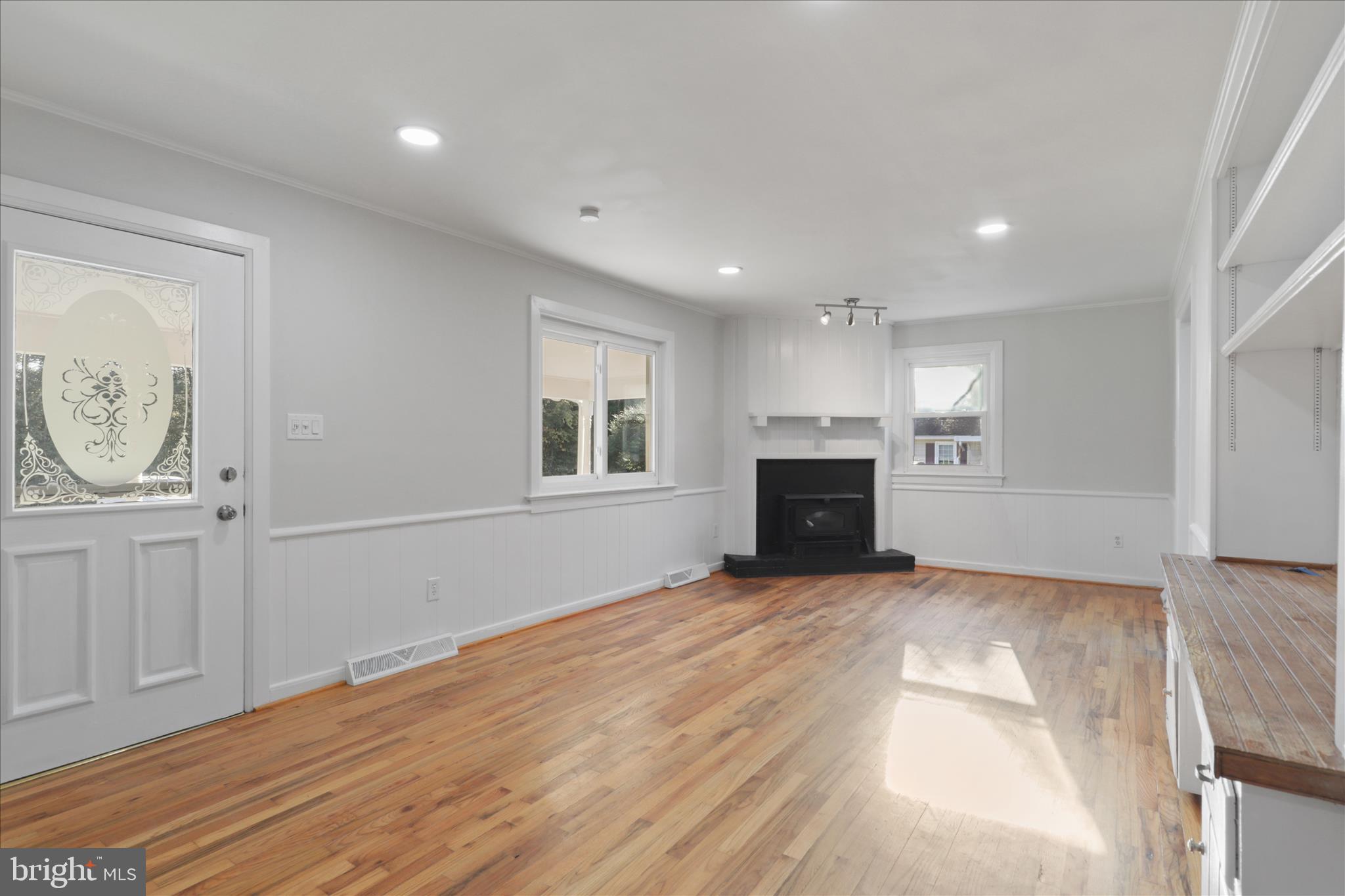 347 Forest Lane Road Fredericksburg, VA 22405 - Photo 8 of 36
