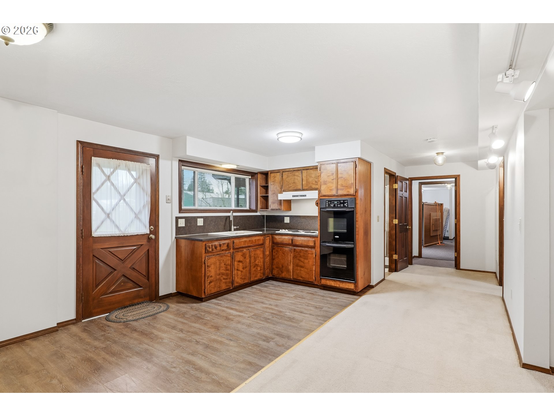 18280 South Old Clarke Road Mulino, OR 97042 - Photo 29 of 38 Kitchen