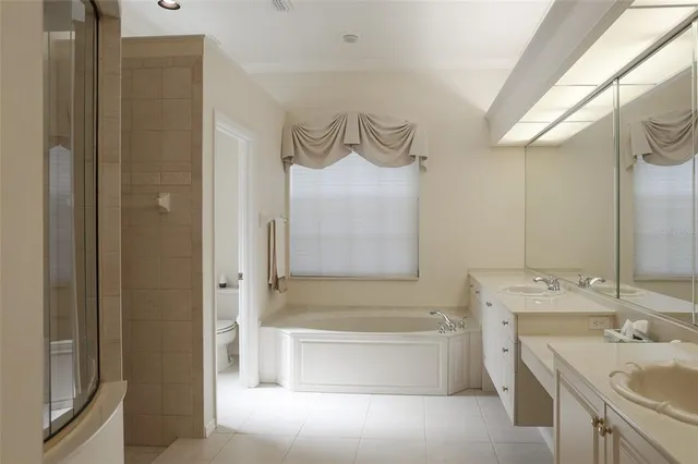 $9,000 | 7005 Stanhope Place, University Park, FL 34201