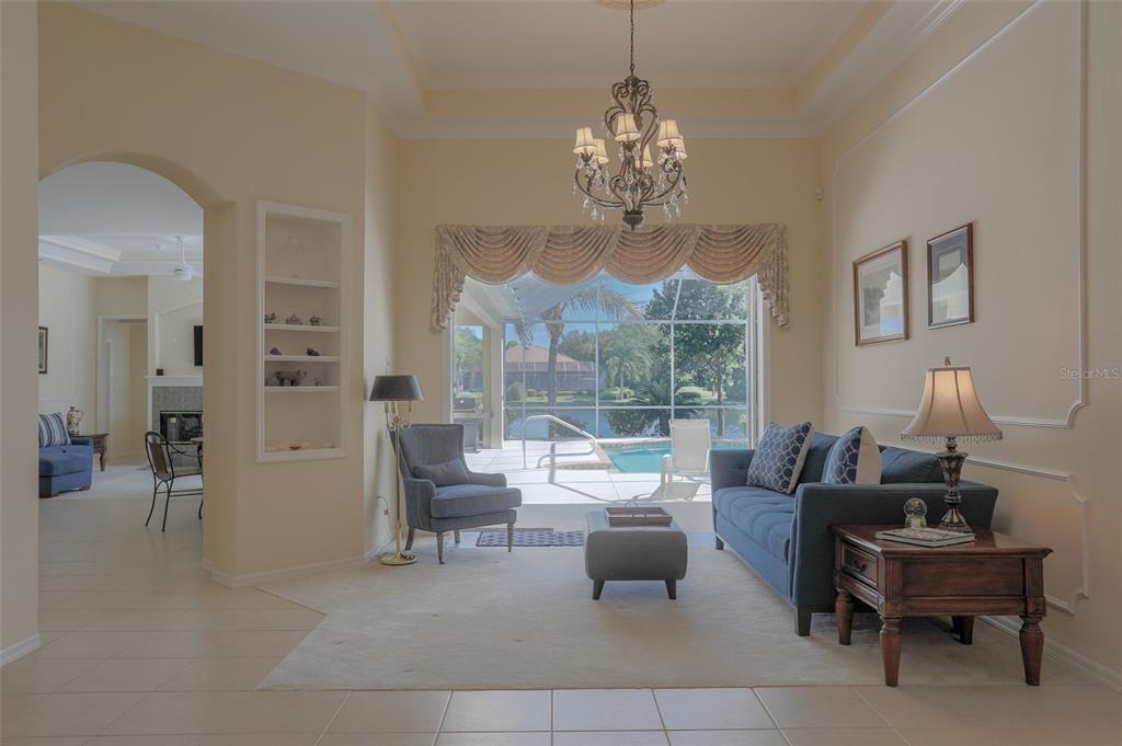 7005 Stanhope Place University Park, FL 34201 - Photo 3 of 32