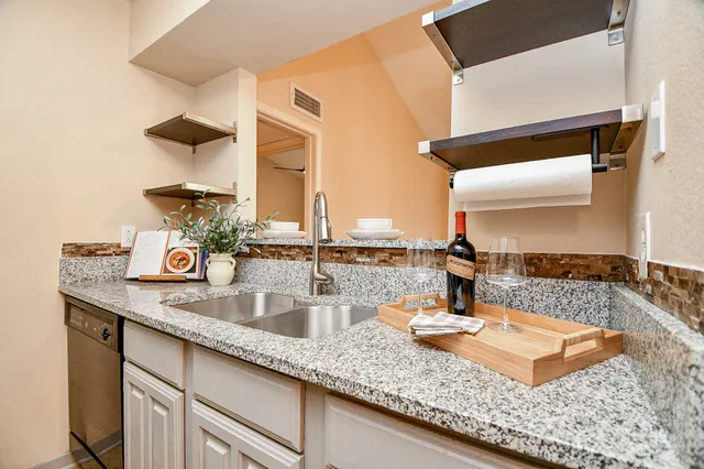 $115,900 | 3500 Tangle Brush Drive, Unit 14, The Woodlands, TX 77381