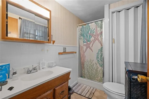 $769,900 | 129 Simmonsville Avenue, Johnston, RI 02919