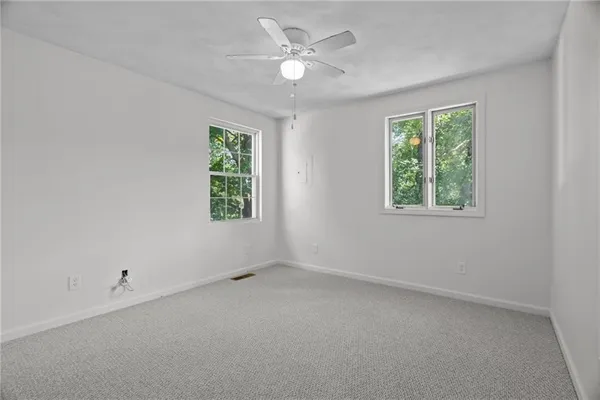 $769,900 | 129 Simmonsville Avenue, Johnston, RI 02919