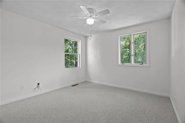 $749,900 | 129 Simmonsville Avenue, Johnston, RI 02919