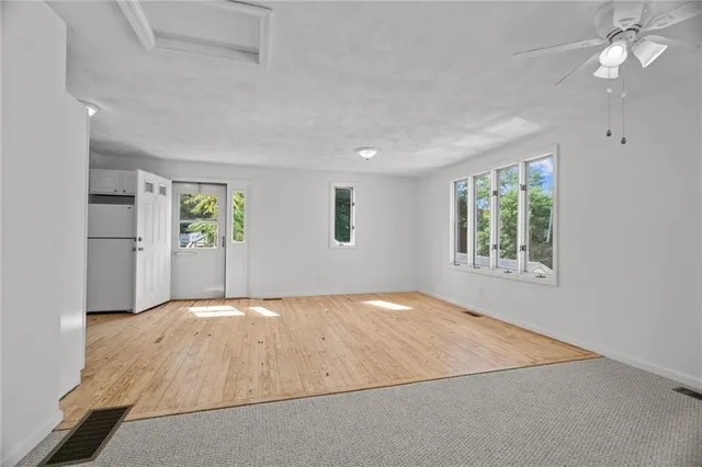 $749,900 | 129 Simmonsville Avenue, Johnston, RI 02919