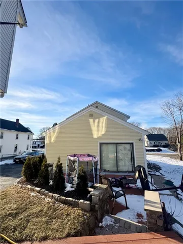 $749,900 | 129 Simmonsville Avenue, Johnston, RI 02919