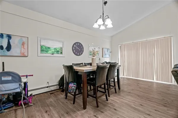 $769,900 | 129 Simmonsville Avenue, Johnston, RI 02919