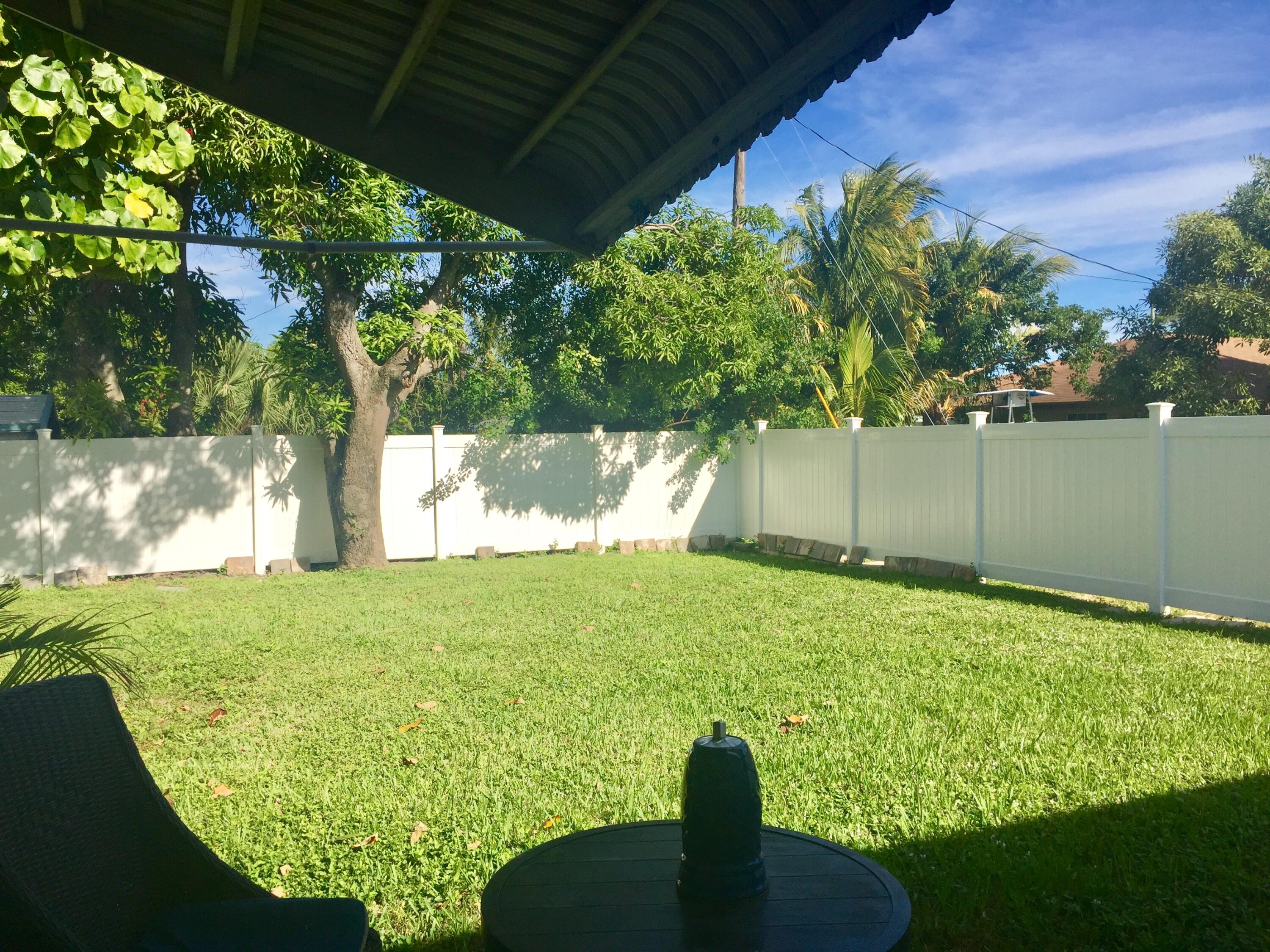 511 Northwest 3rd Street Delray Beach, FL 33444 - Photo 3 of 21 a view of a back yard