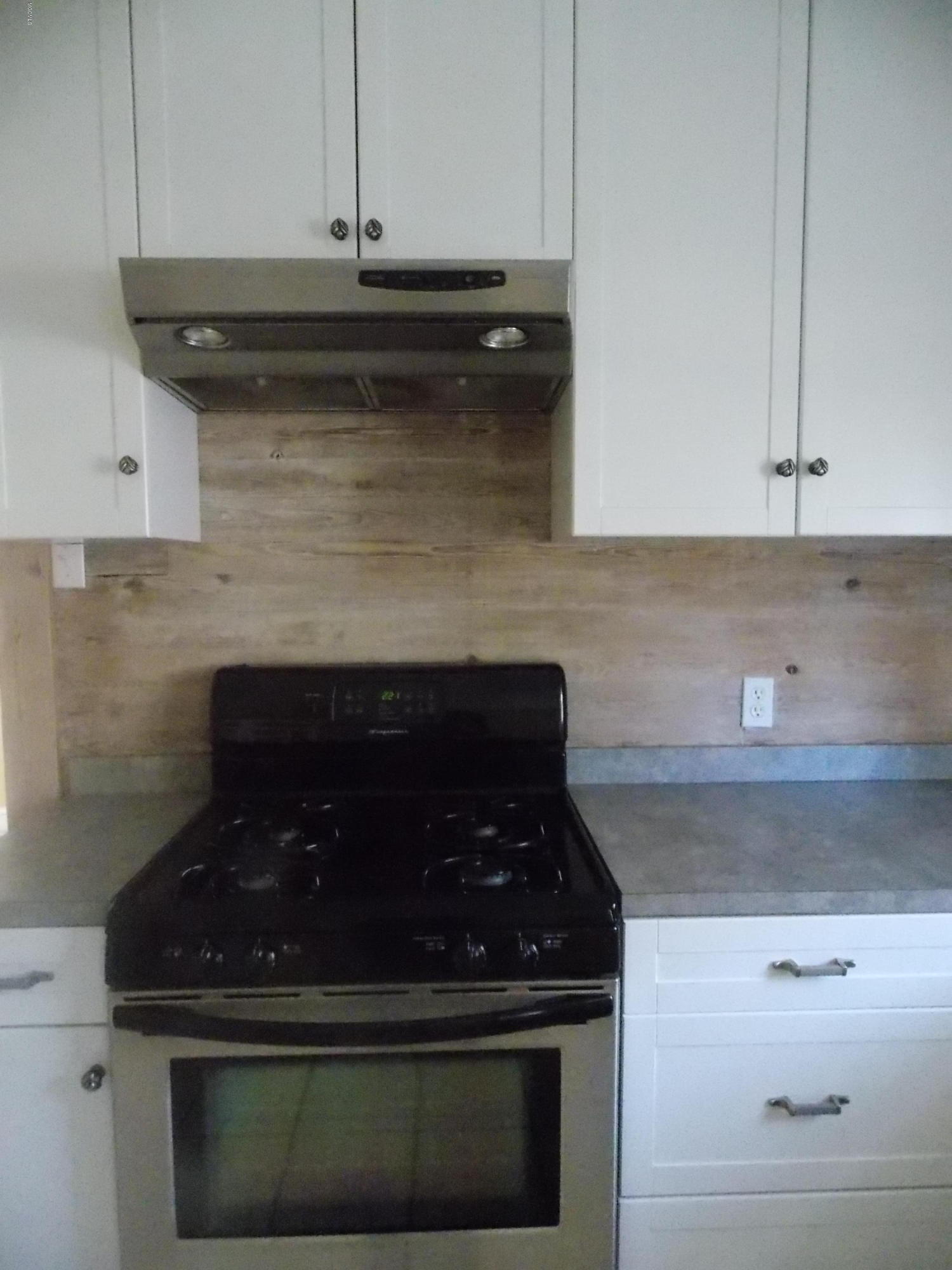 16226 Robinson Road Gulfport, MS 39503 - Photo 13 of 25 DSCN2801