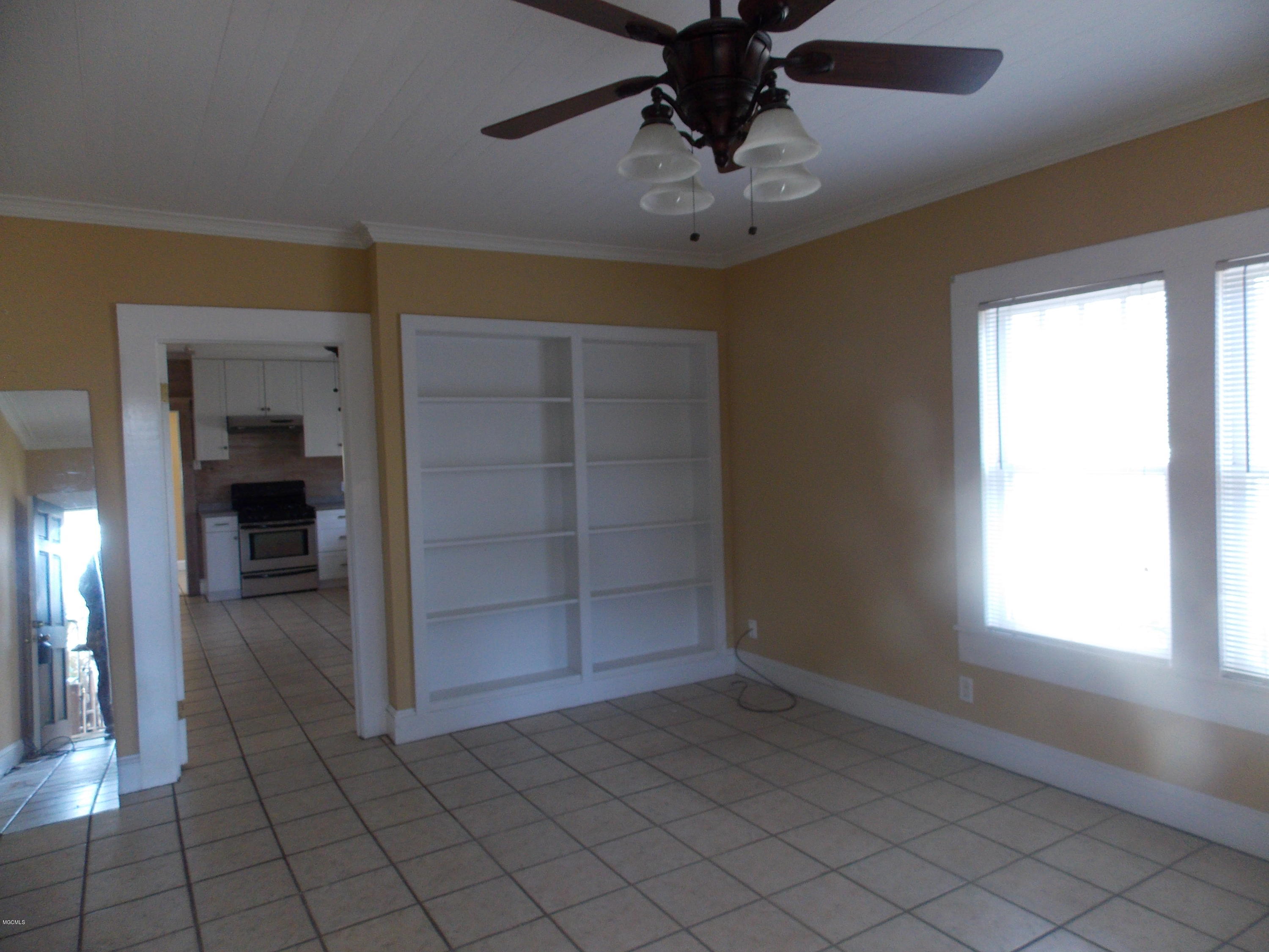 16226 Robinson Road Gulfport, MS 39503 - Photo 9 of 25 DSCN2795