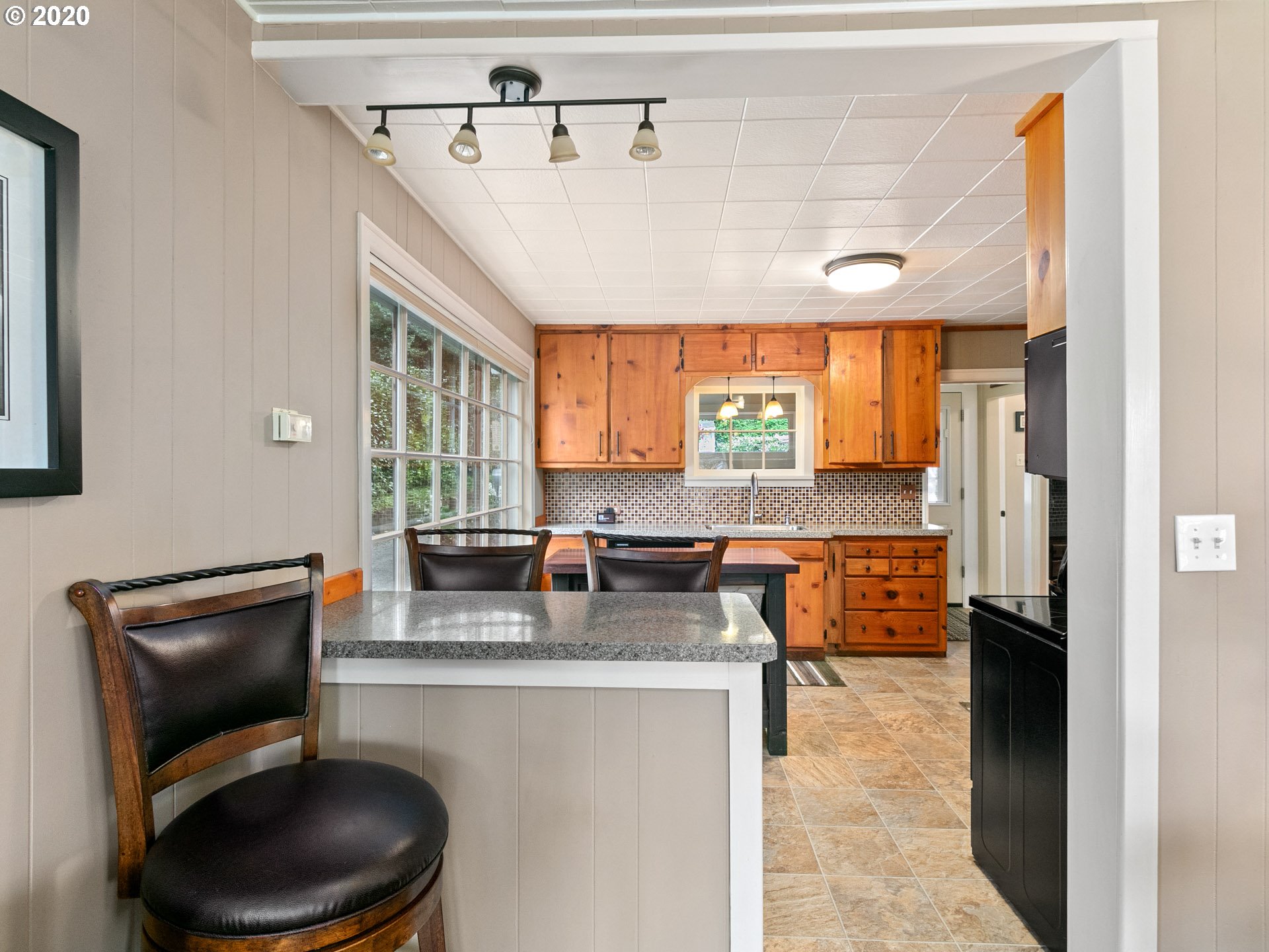 29300 Southeast Stone Road Gresham, OR 97080 - Photo 12 of 32