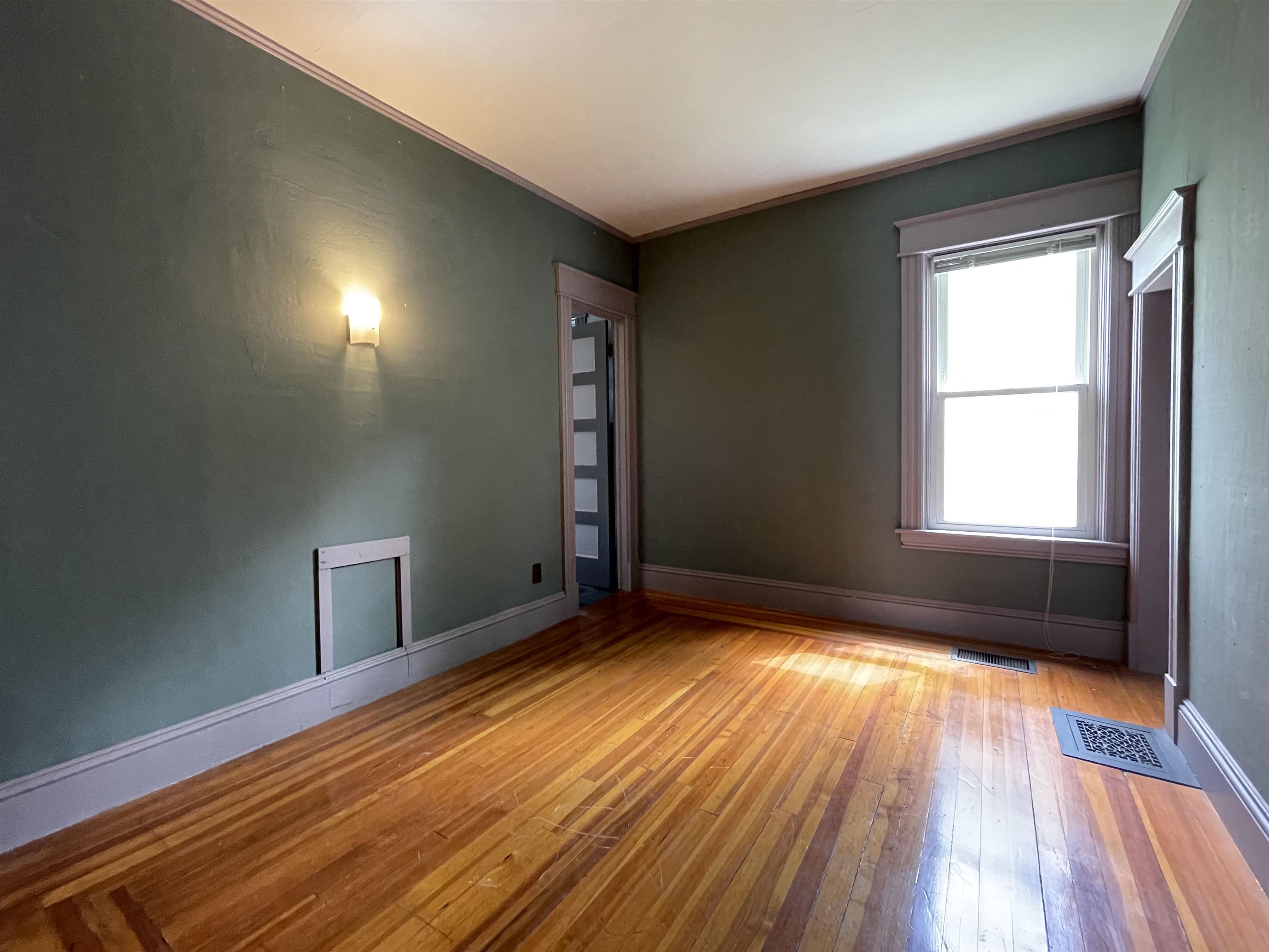 37 Williams Street Rutland, VT 05701 - Photo 11 of 33