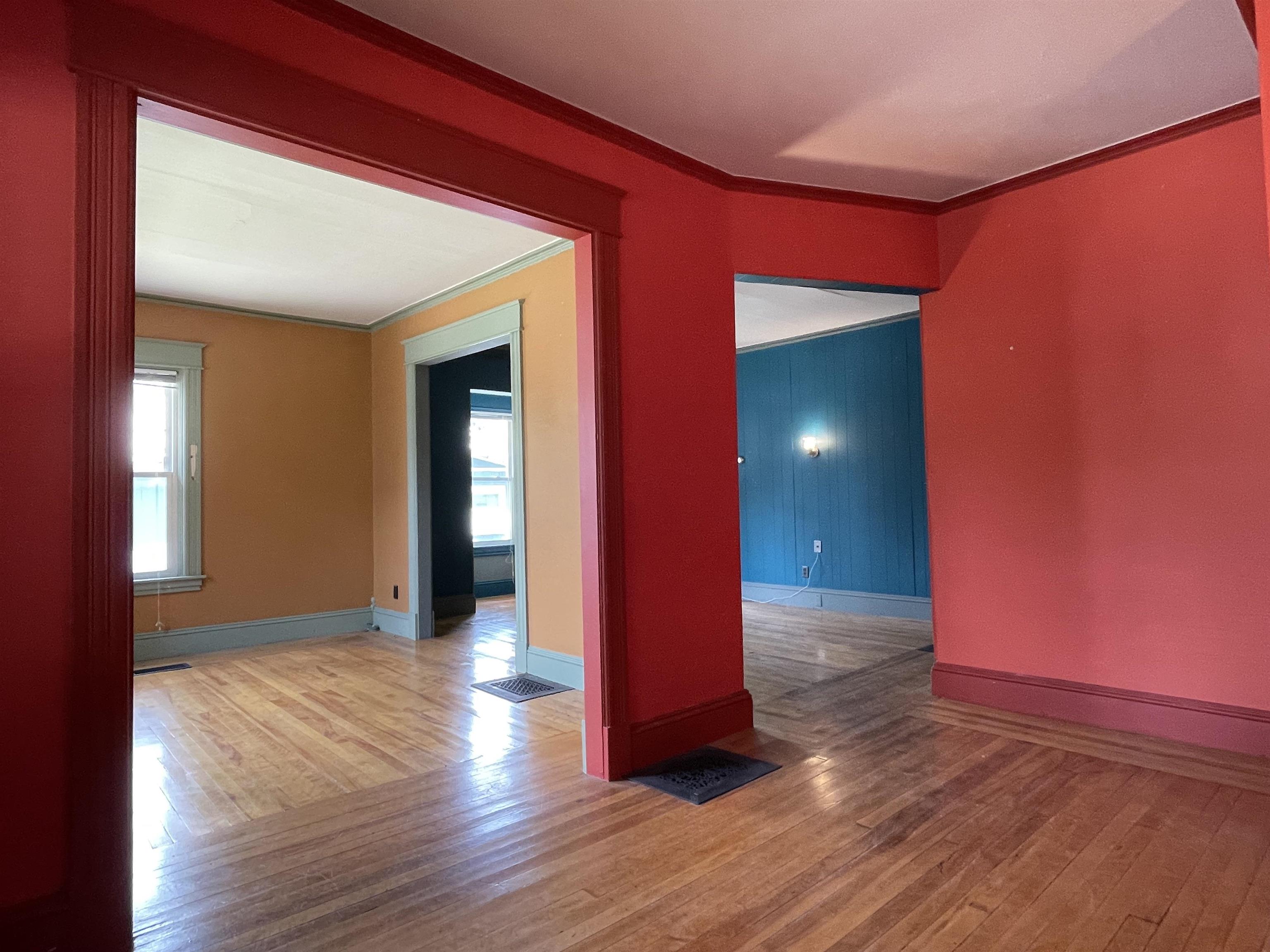 37 Williams Street Rutland, VT 05701 - Photo 5 of 33