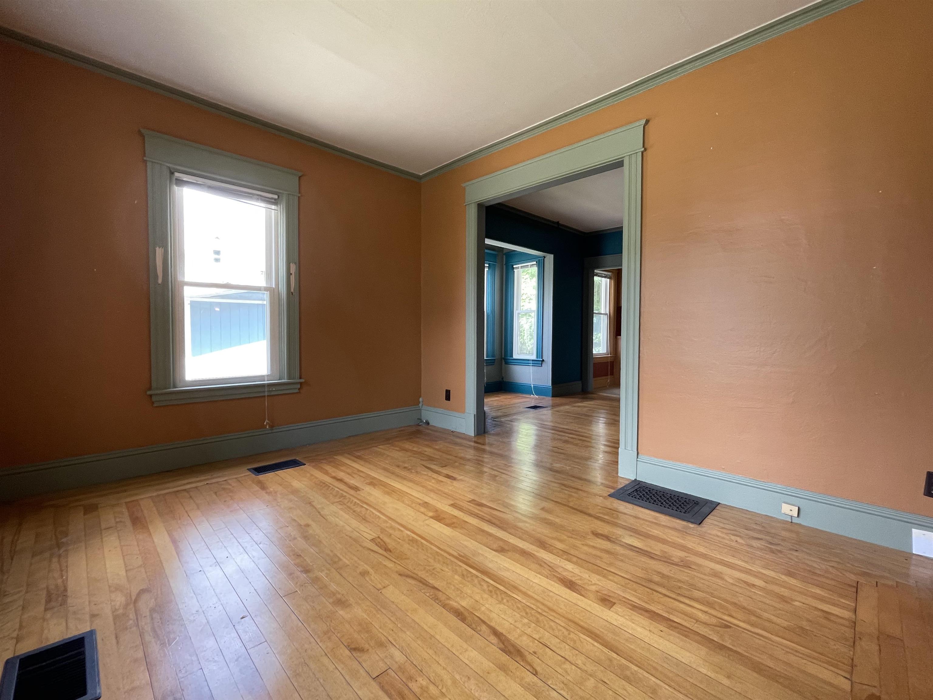 37 Williams Street Rutland, VT 05701 - Photo 8 of 33
