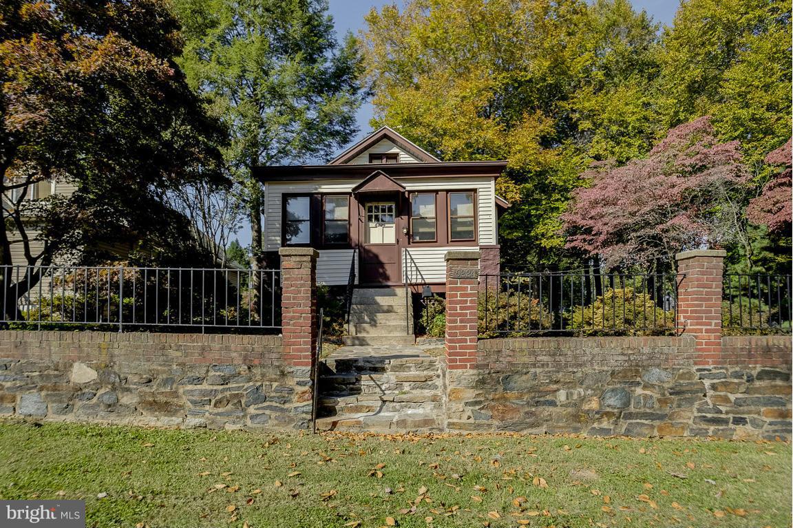 6224 Ridgeview Avenue Baltimore, MD 21206 - Photo 1 of 28 Exterior (Front)