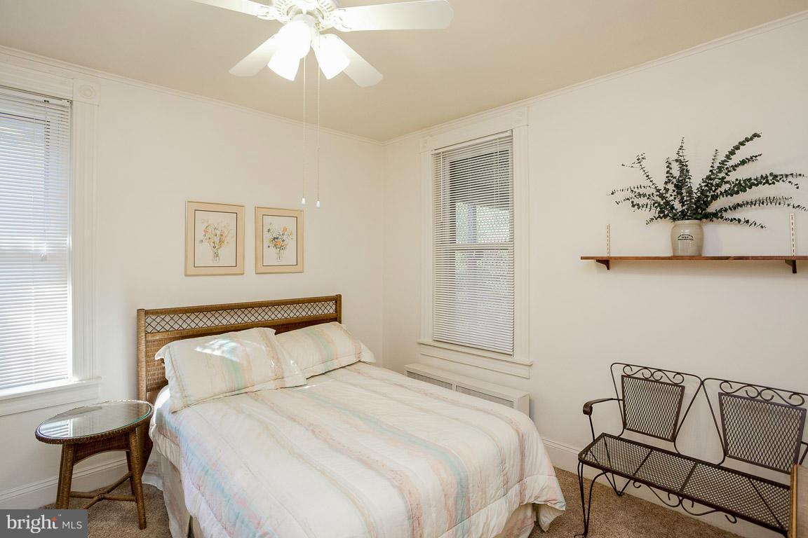 6224 Ridgeview Avenue Baltimore, MD 21206 - Photo 19 of 28 Bedroom (Master)