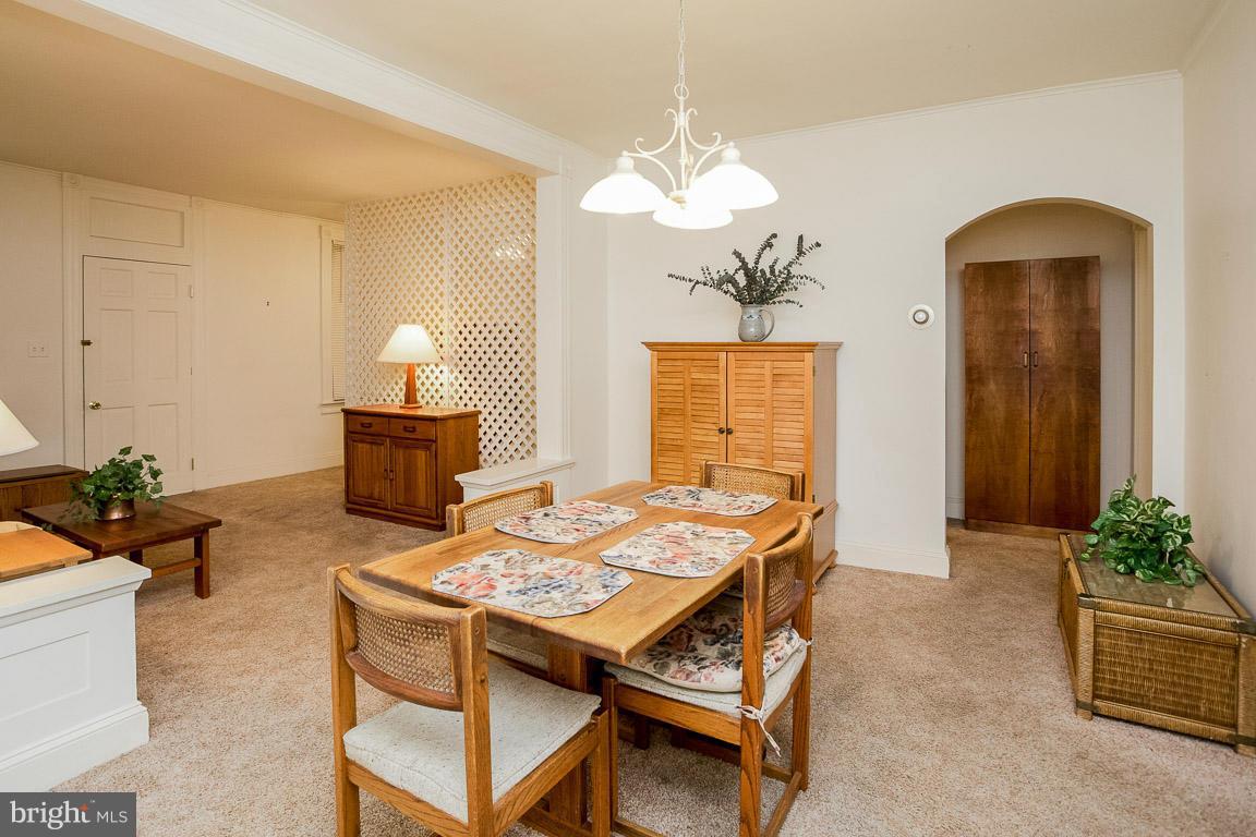 6224 Ridgeview Avenue Baltimore, MD 21206 - Photo 6 of 28 Dining Room