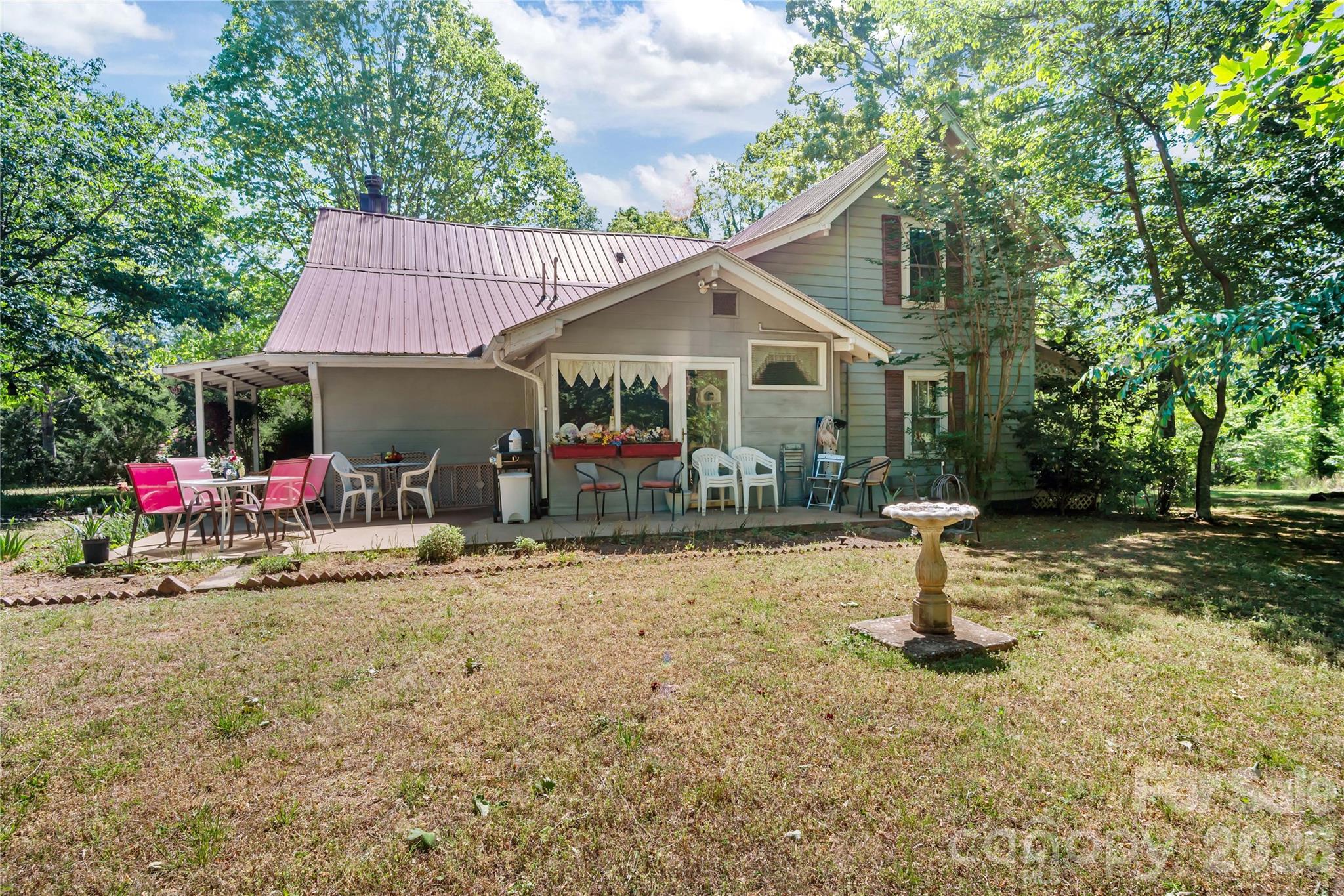 283 Constant Lane Columbus, NC 28722 - Photo 6 of 47