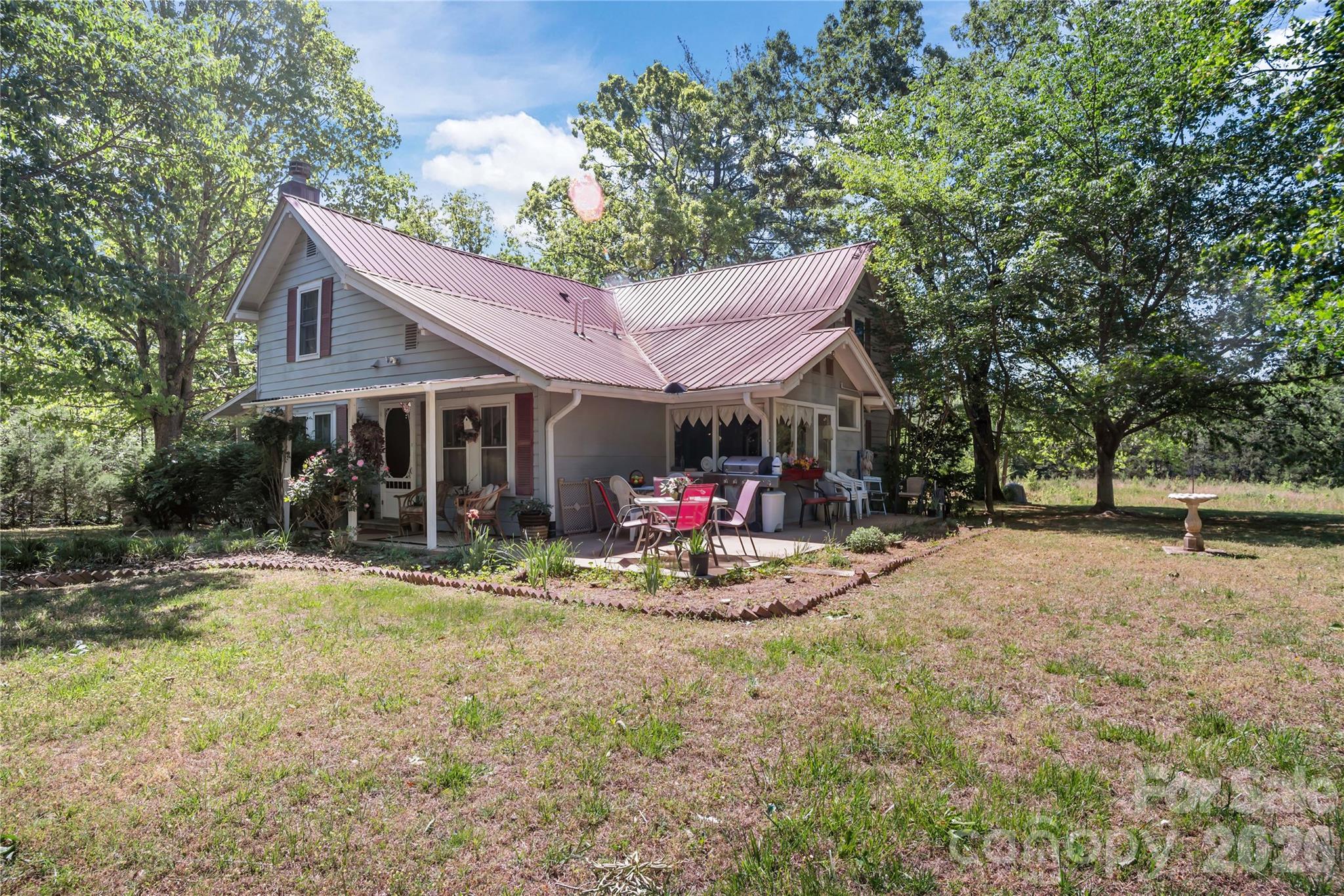283 Constant Lane Columbus, NC 28722 - Photo 7 of 47