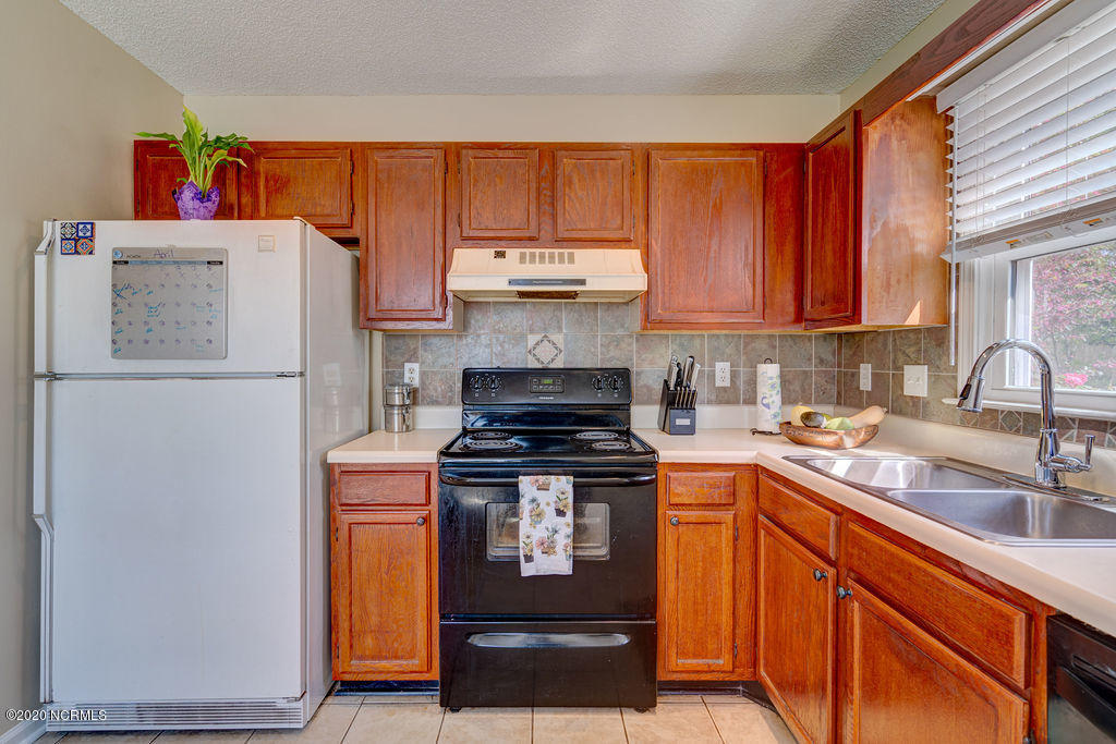 2028 White Road Wilmington, NC 28411 - Photo 20 of 34 2028WhiteEdited-20