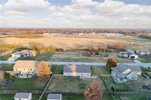 $365,000 | 7364 Southwest Crystal Lane, Trimble, MO 64492