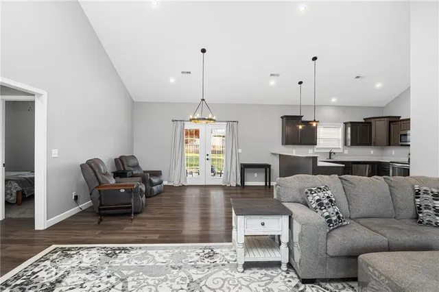 $365,000 | 7364 Southwest Crystal Lane, Trimble, MO 64492