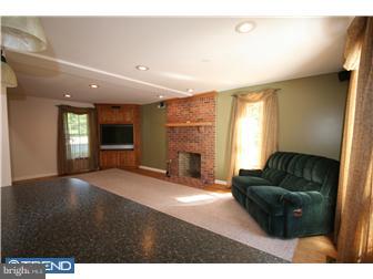 3113 Edison Furlong Road Furlong, PA 18925 - Photo 1 of 12 Kitchen