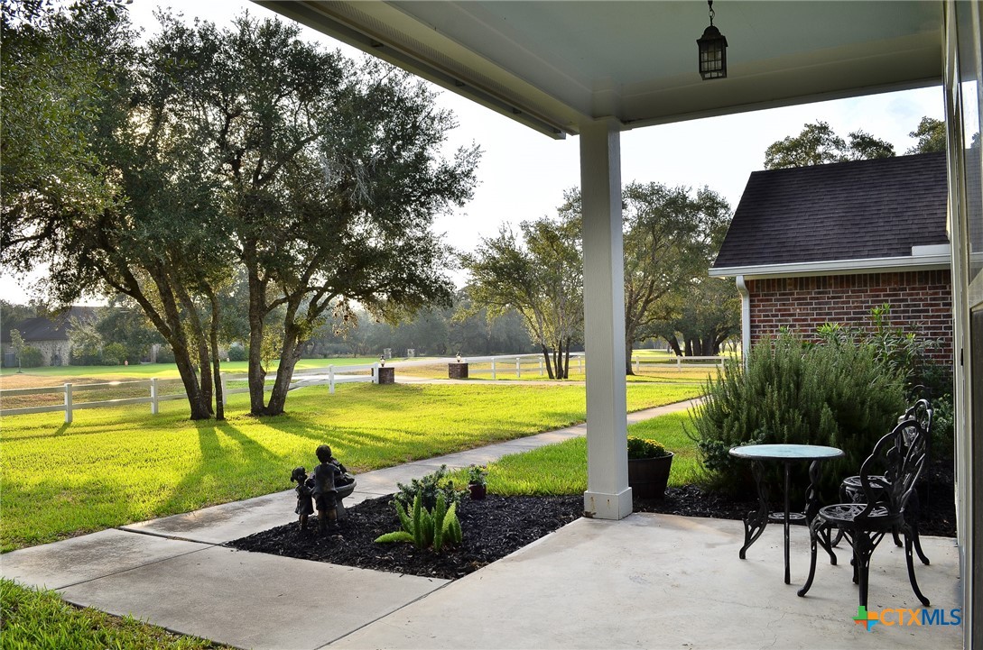 91 Pura Vida Road Inez, TX 77968 - Photo 5 of 36 Gallery Image 5