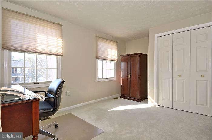 17303 Seneca Chase Park Road Poolesville, MD 20837 - Photo 19 of 30 Bedroom
