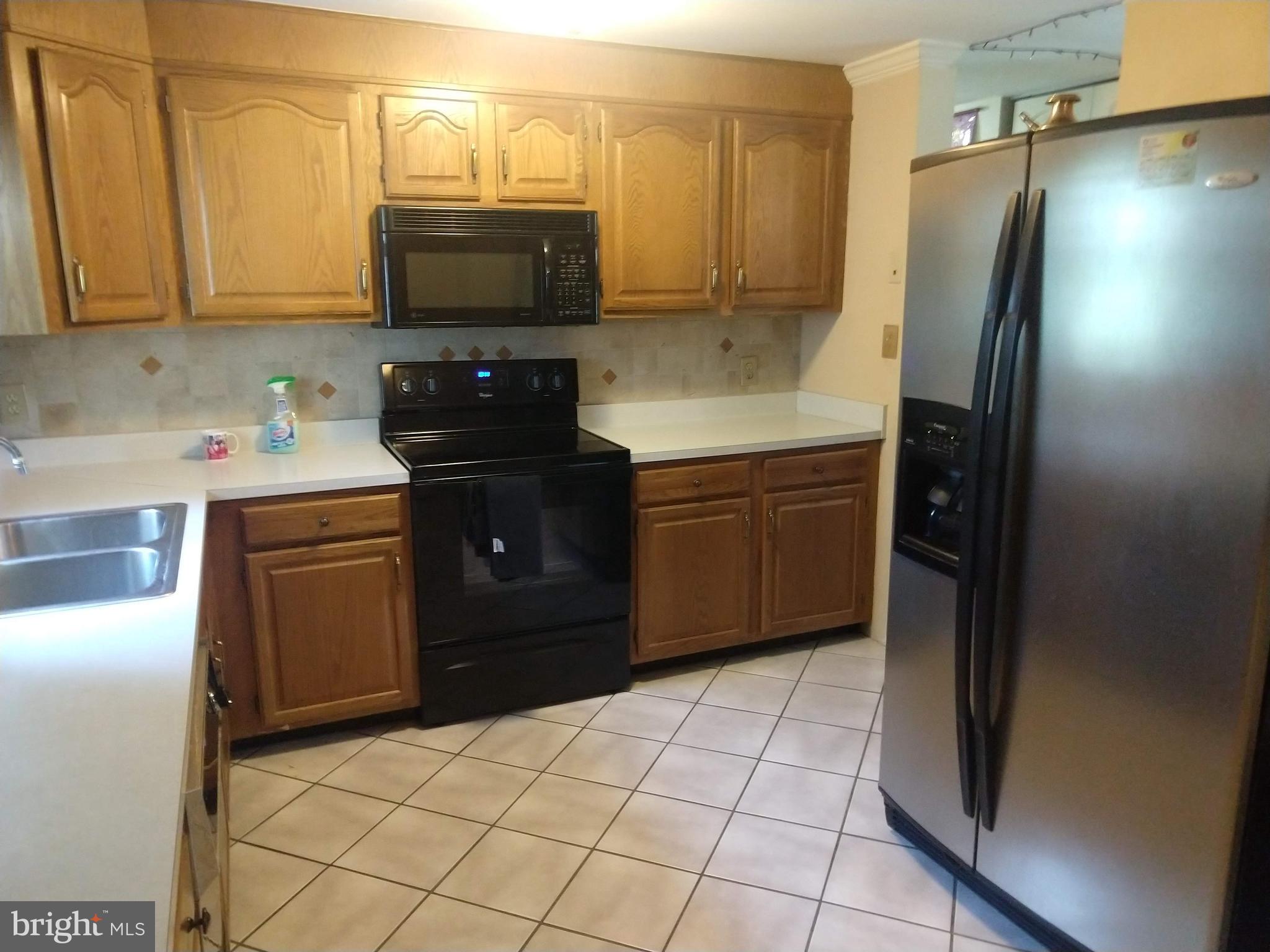 2754 Weston Road Lancaster, PA 17603 - Photo 5 of 13