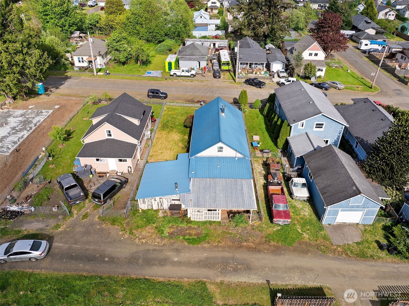 1218 Cedar Street Raymond, WA 98577 - Photo 5 of 31 an aerial view of a