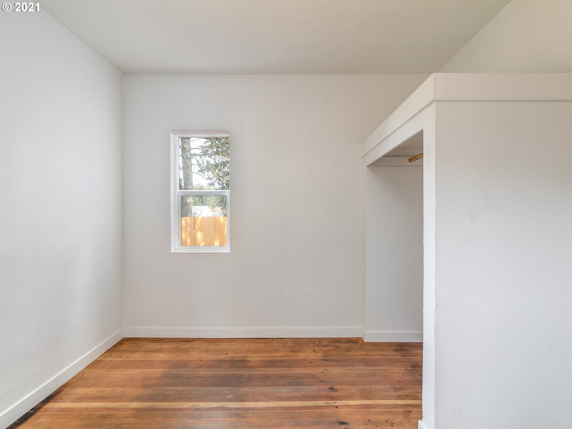13221 Southeast Foster Road Portland, OR 97236 - Photo 19 of 27 Gallery Image 19