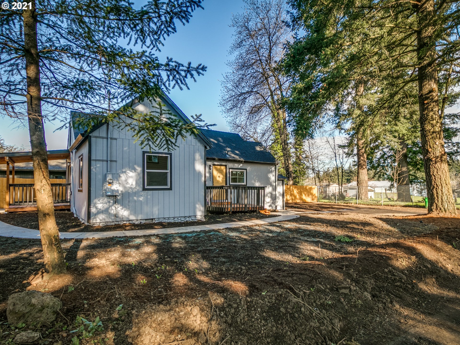13221 Southeast Foster Road Portland, OR 97236 - Photo 23 of 27 Gallery Image 23