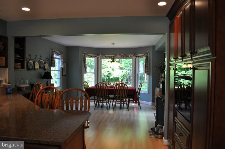 3130 Elmmede Road Ellicott City, MD 21042 - Photo 5 of 24 Kitchen