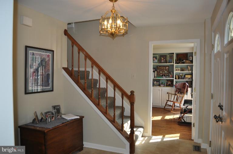 3130 Elmmede Road Ellicott City, MD 21042 - Photo 6 of 24 Foyer