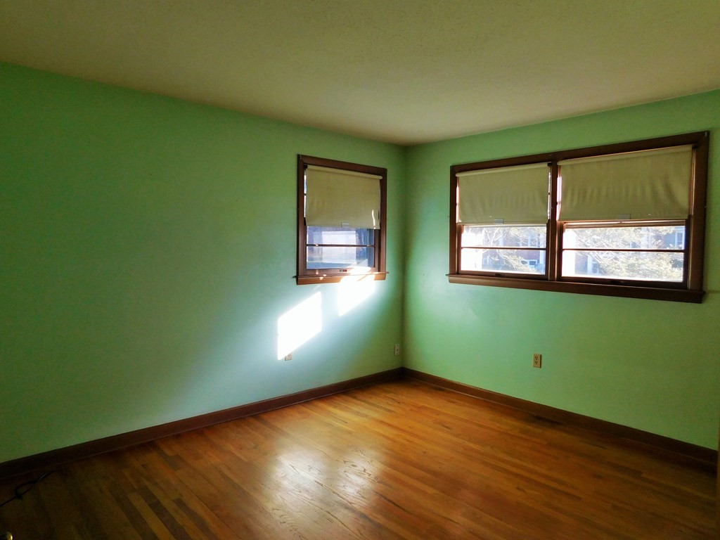 17 Vincent Road Grafton, MA 01536 - Photo 11 of 16 Gallery Image 11
