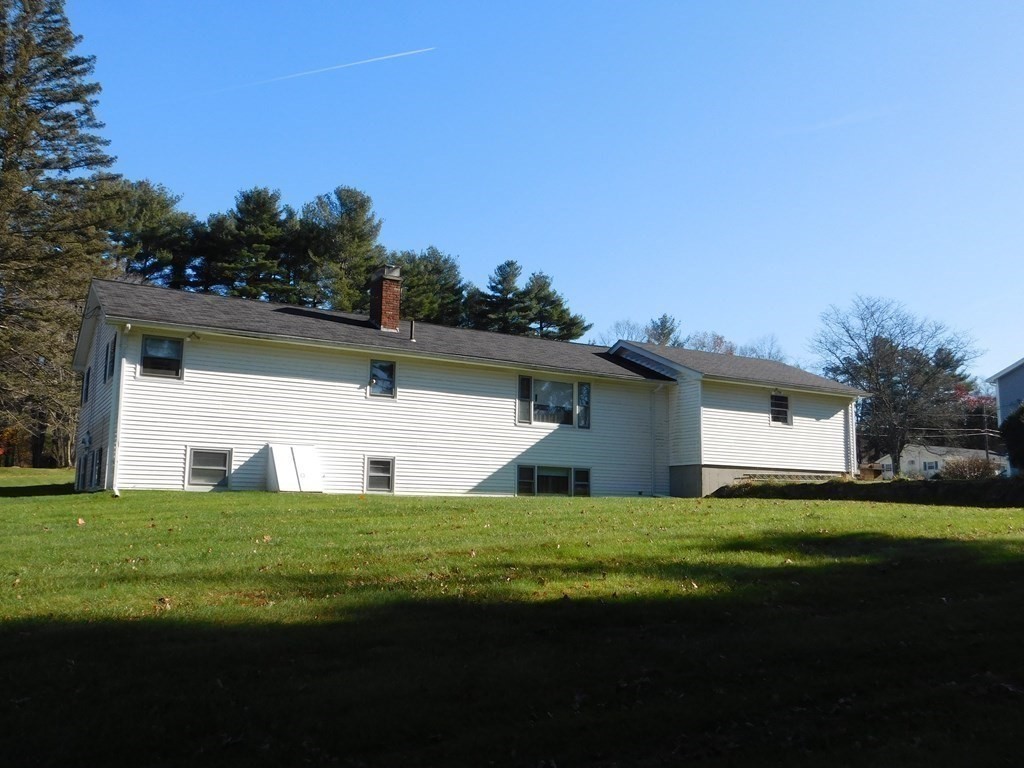 17 Vincent Road Grafton, MA 01536 - Photo 4 of 16 Gallery Image 4