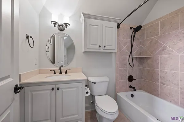$849,900 | 3225 Grand Way Avenue, Baton Rouge, LA 70810