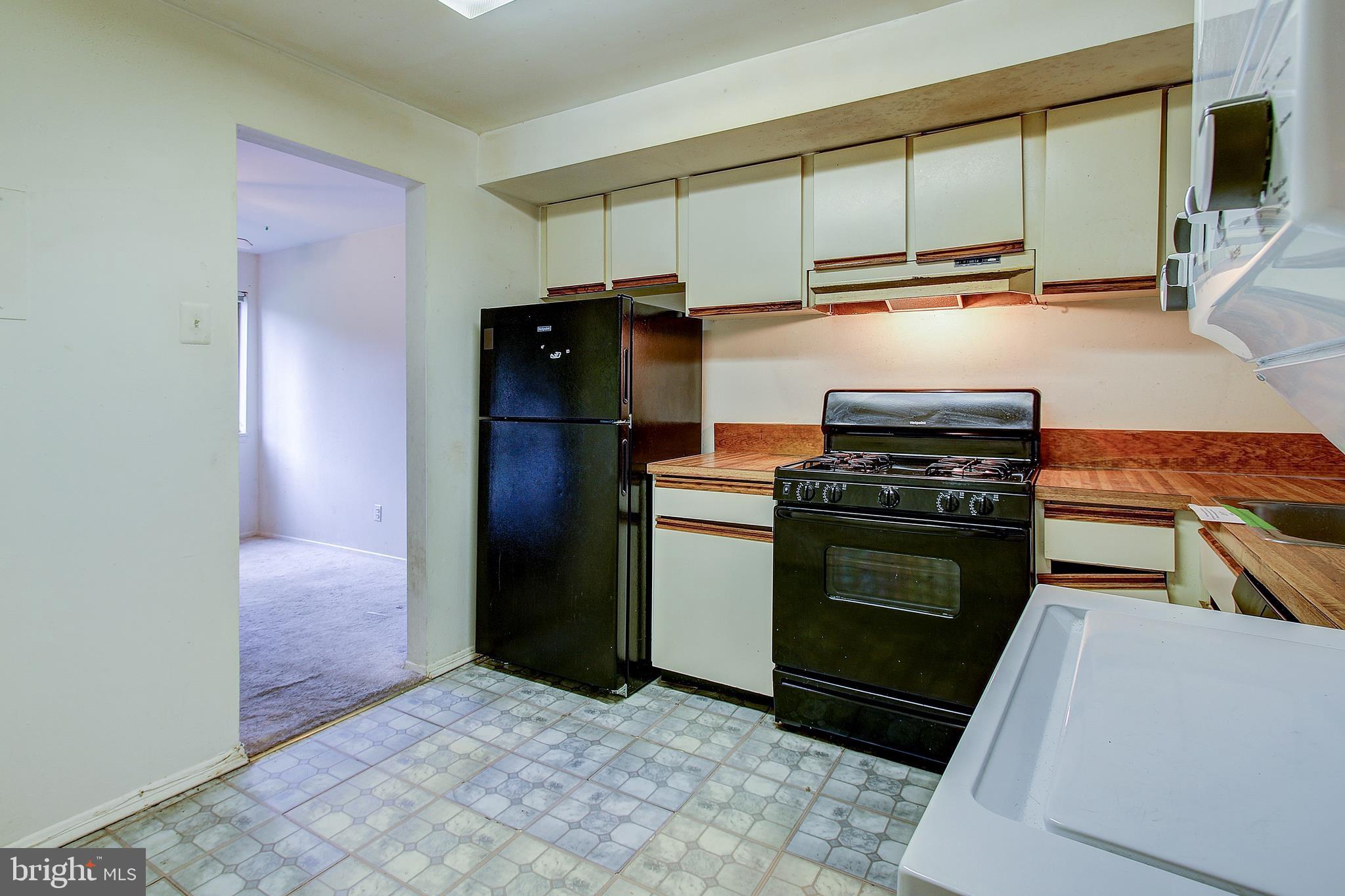 19005 Mills Choice Road, Unit 2 Montgomery Village, MD 20886 - Photo 3 of 20 Gallery Image 3