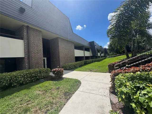 $2,100 | 36750 Highway 19, Unit 4209, Palm Harbor, FL 34684