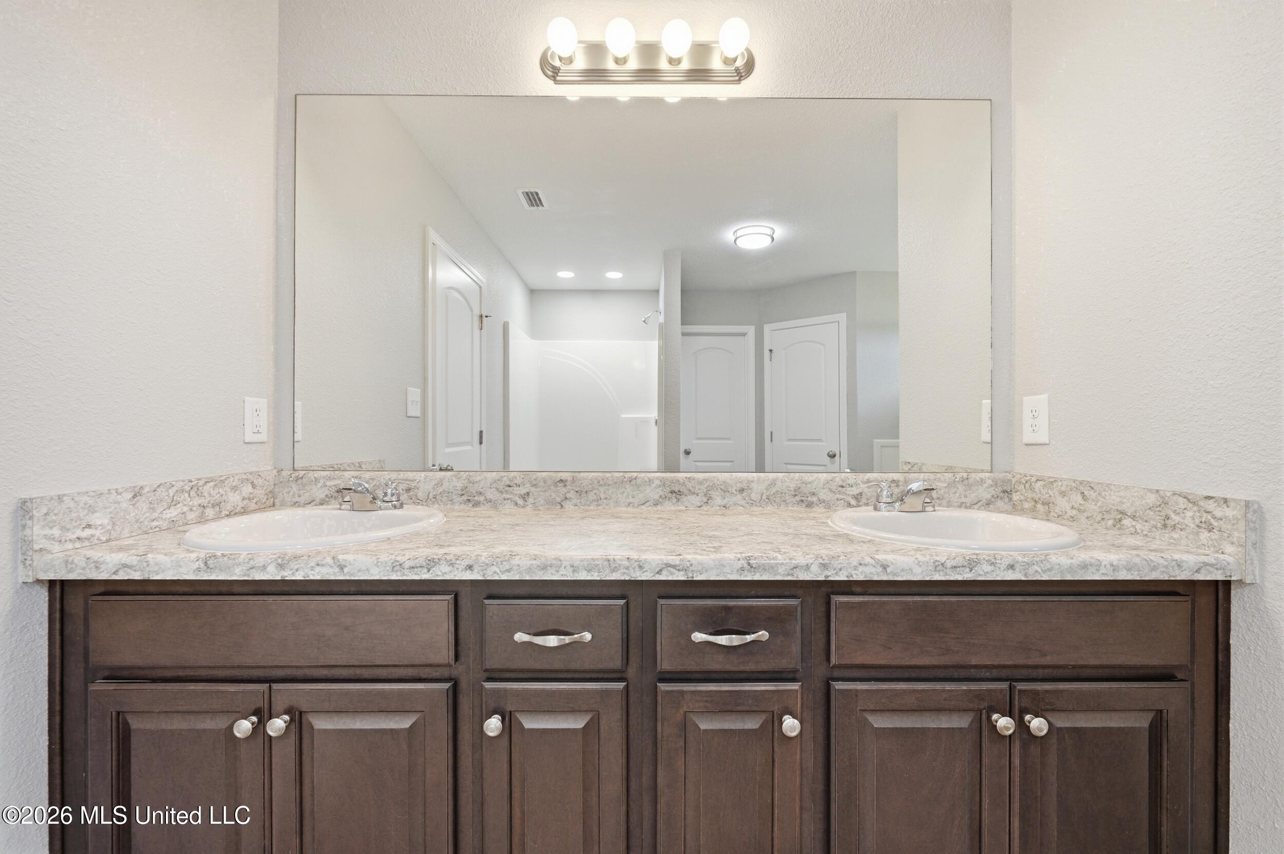 15450 Constitution Road Moss Point, MS 39562 - Photo 29 of 66 IMG_2389