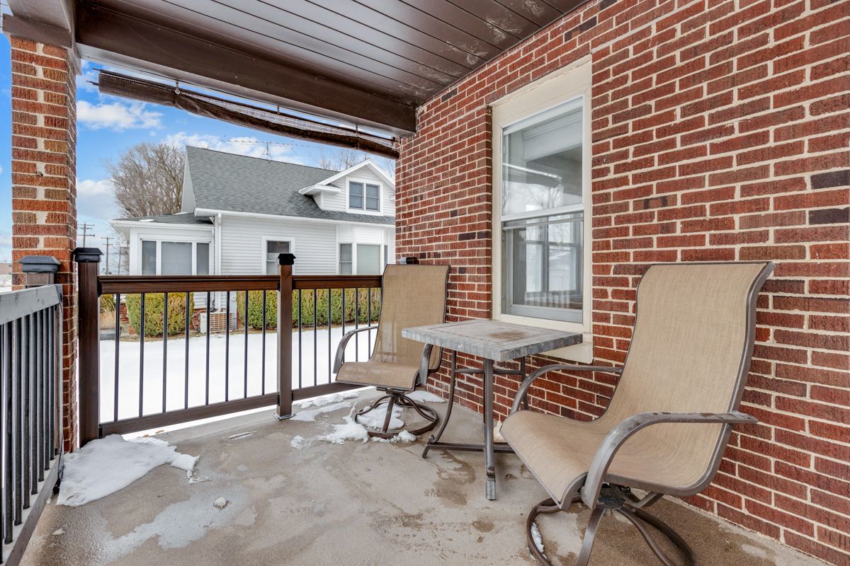 10N849 Rippburger Road Elgin, IL 60124 - Photo 27 of 36 a view of a patio with a chairs and table in a patio