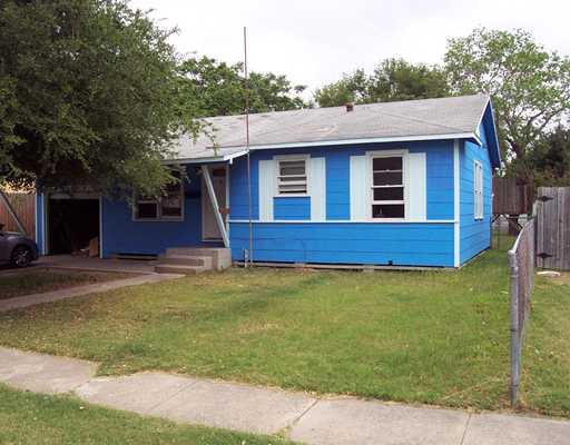 4310 Cottage Street Corpus Christi, TX 78415 - Photo 1 of 10