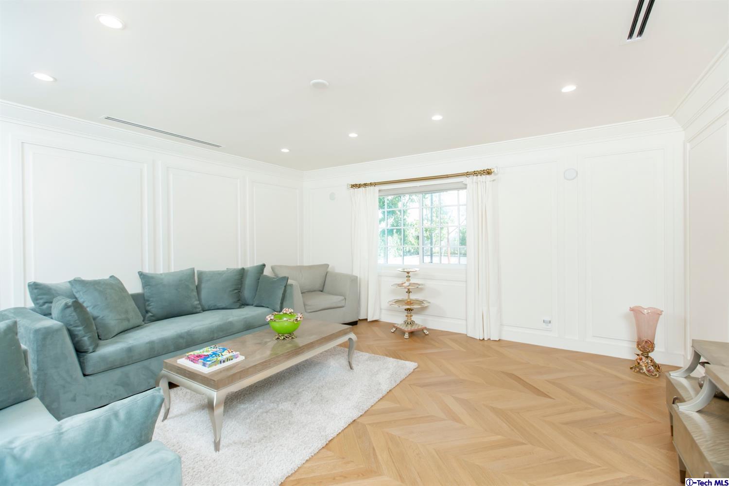 2718 North Kenneth Road Burbank, CA 91504 - Photo 16 of 63