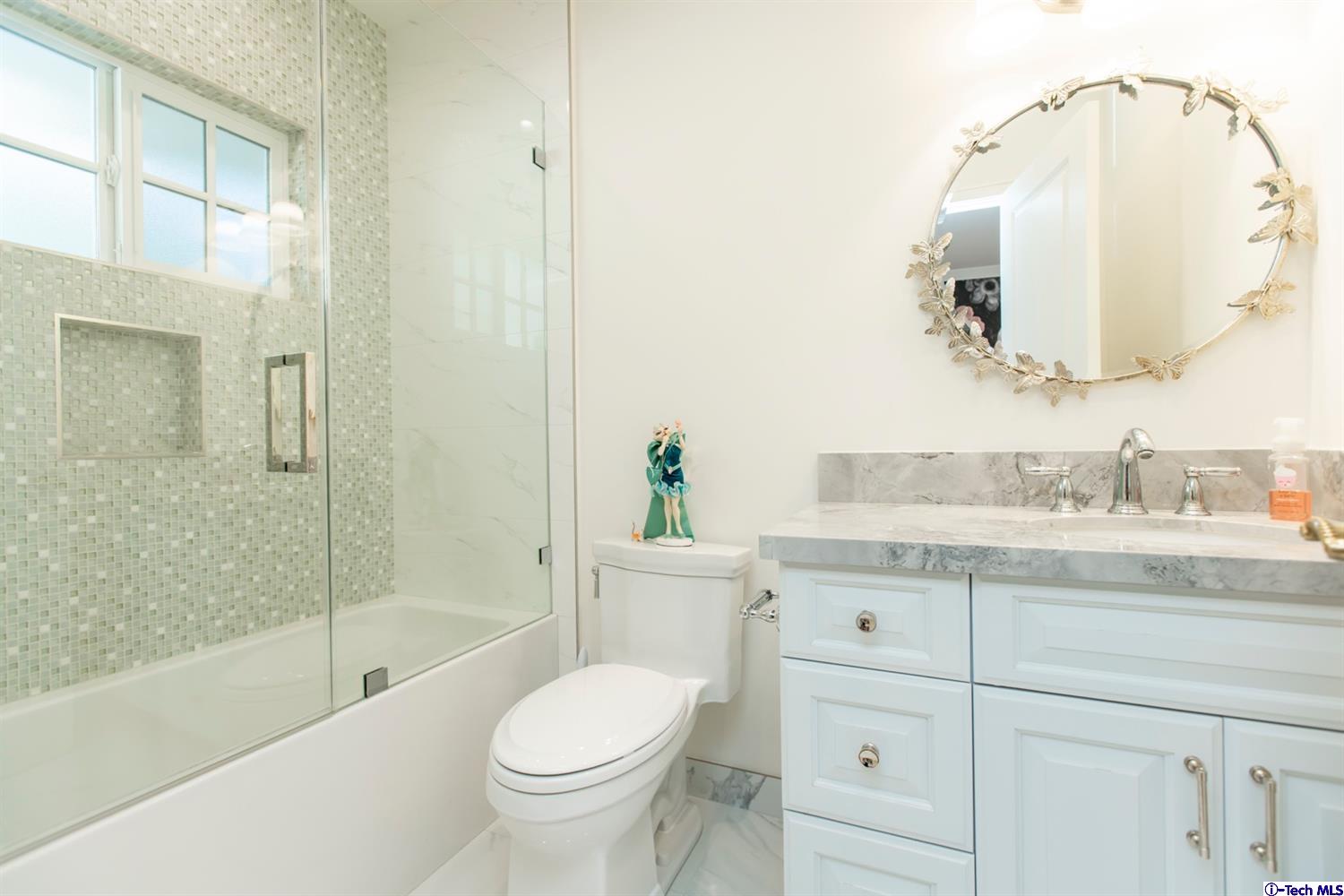2718 North Kenneth Road Burbank, CA 91504 - Photo 26 of 63