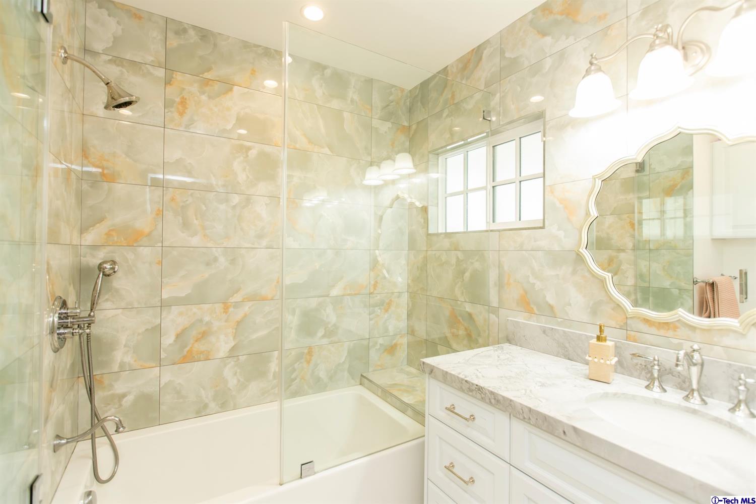 2718 North Kenneth Road Burbank, CA 91504 - Photo 29 of 63