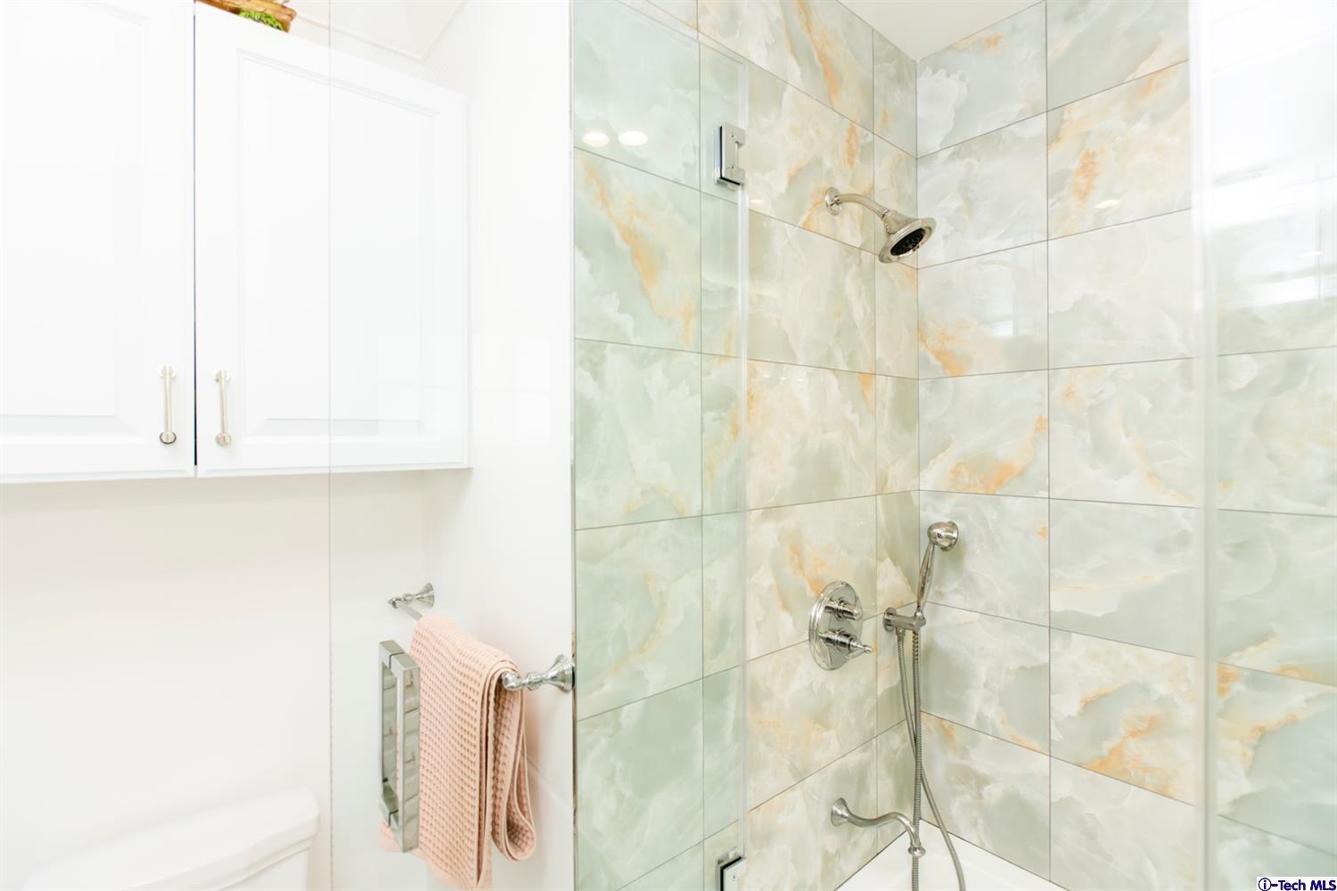 2718 North Kenneth Road Burbank, CA 91504 - Photo 30 of 63